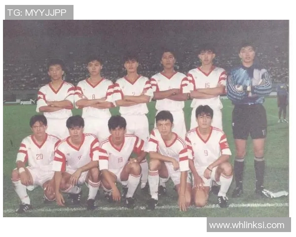 中国足球90年代传奇球星回顾与影响分析：他们如何塑造了时代的足球风貌