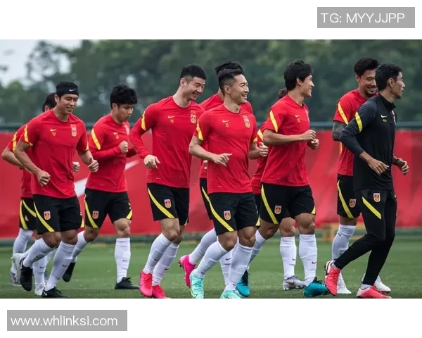 以内马尔帕尼尼足球球星卡为核心的收藏价值与市场趋势分析