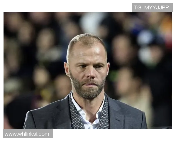 以自然天赋与直觉为主导的足球球星：不依赖复杂战术的球场传奇