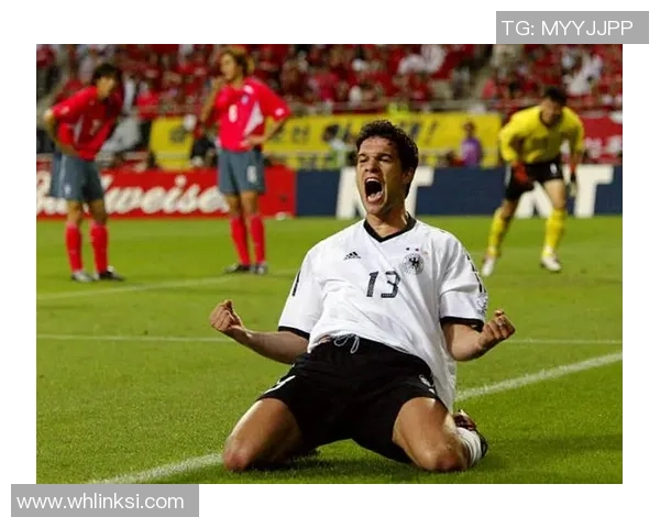 足球巨星背后的故事 从逆境中崛起到荣耀巅峰的传奇征程